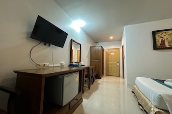 chiang rai grand room hotel