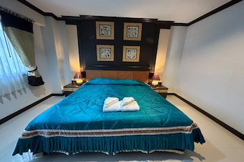chiang rai grand room hotel