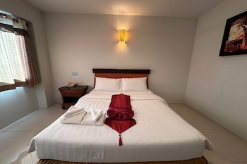 chiang rai grand room hotel