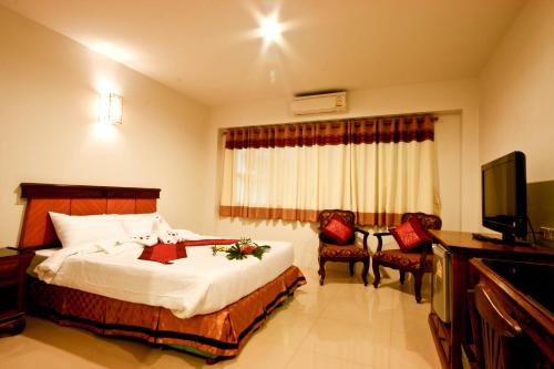 chiang rai grand room hotel