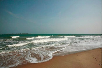 white at sea resort