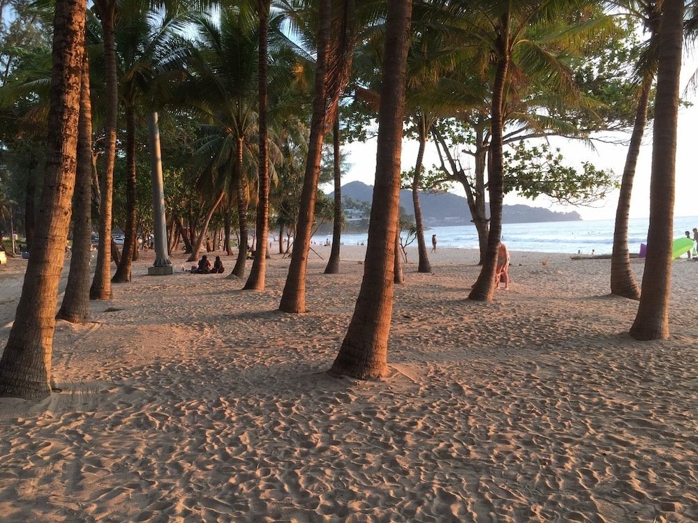 Surin Sunset Hotel,Kamala Beach>>Choeng Thale,3 star