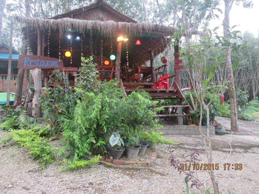 lanta maikeaw bungalow