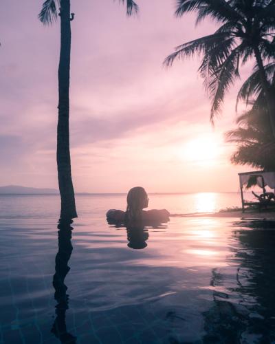 sarana bungalows adults only