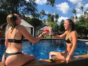 sarana bungalows adults only