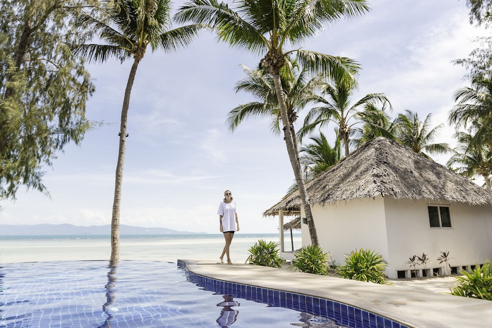 sarana bungalows adults only