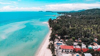 sarana bungalows adults only