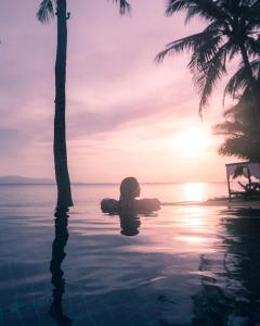 sarana bungalows adults only