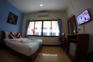 my place surat hotel