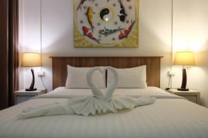 a plus hotel koh lipe hostel