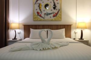 a plus hotel koh lipe hostel