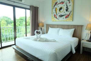 a plus hotel koh lipe hostel