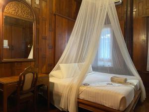 ayutthaya retreat