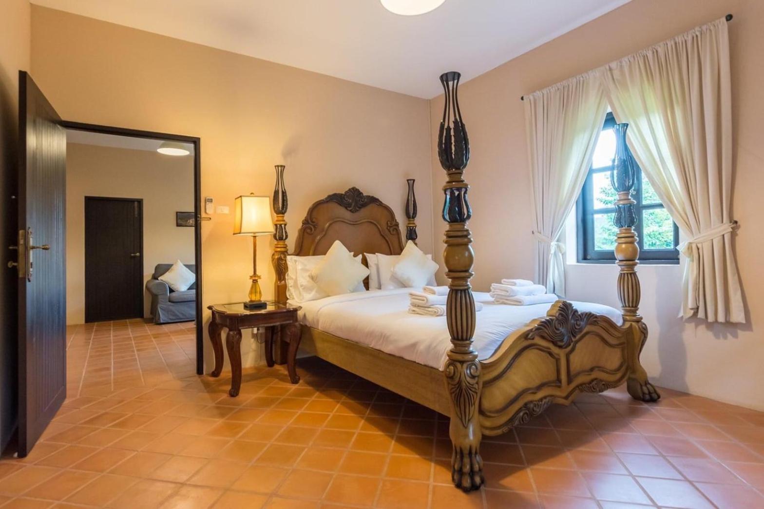 villa malinee khao yai