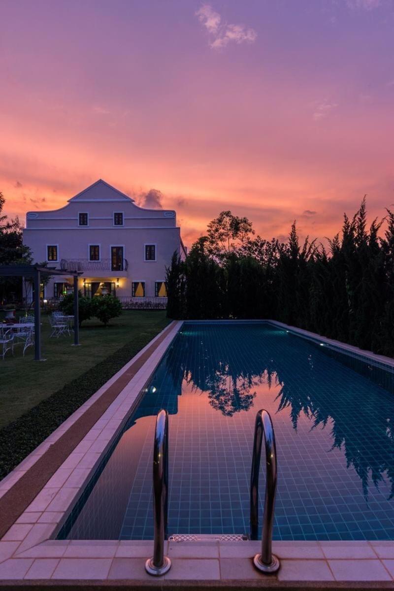 villa malinee khao yai
