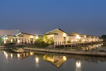 Bua Tara Resort,Chonburi>>Bang Lamung,3 star
