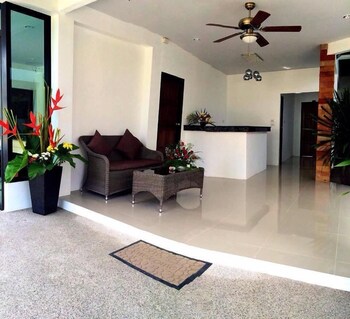 the seashore kamala service apartment