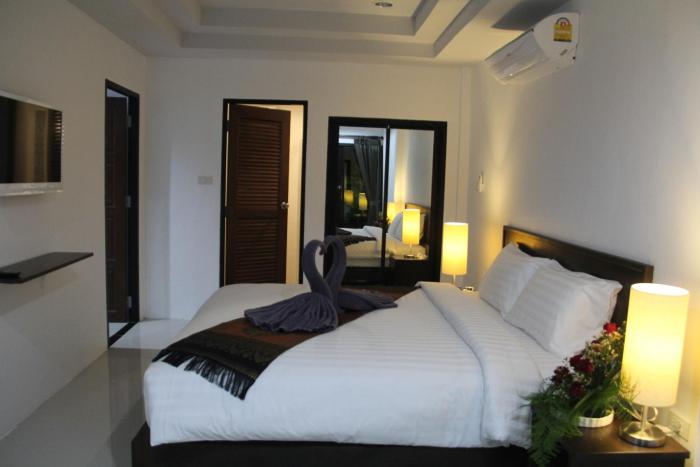 the seashore kamala service apartment