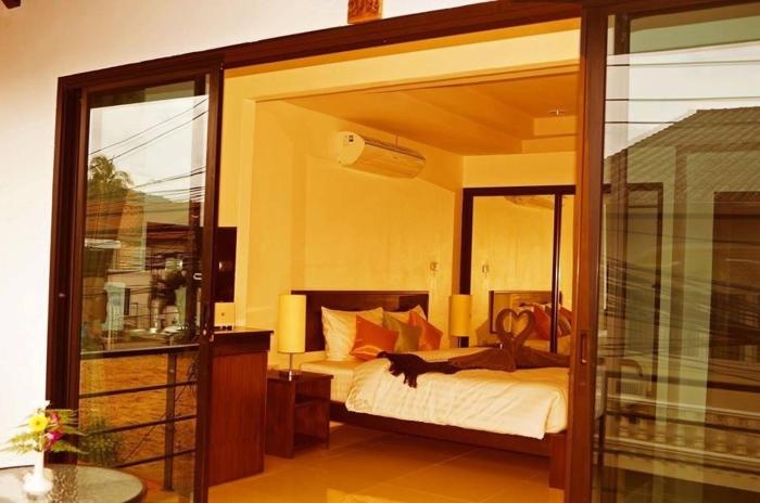 the seashore kamala service apartment