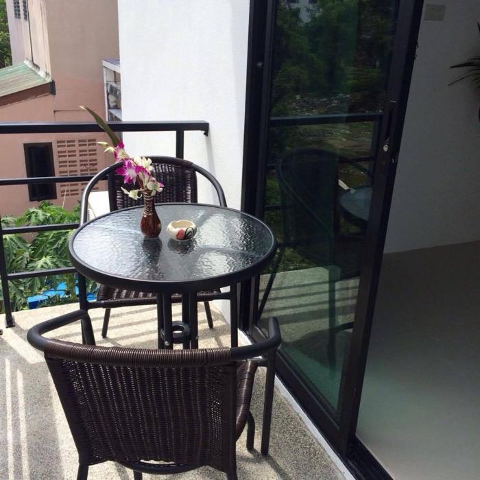 the seashore kamala service apartment