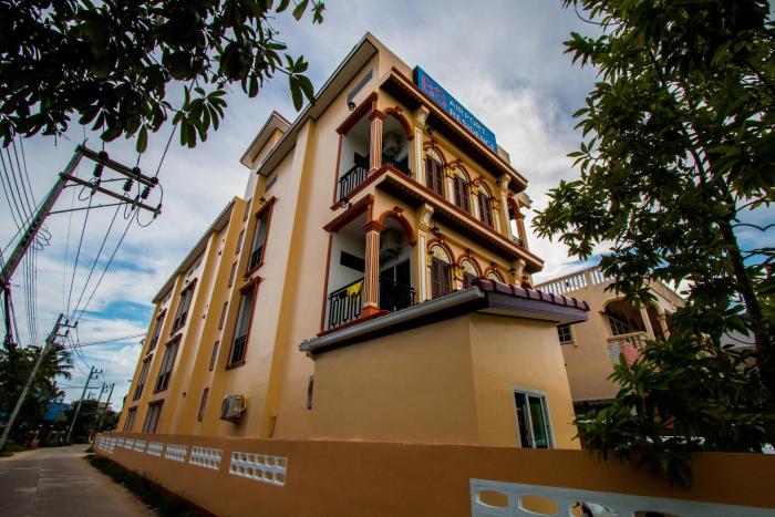 bs airport at phuket