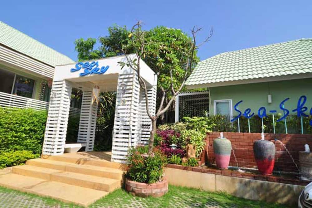 sea sky beach resort