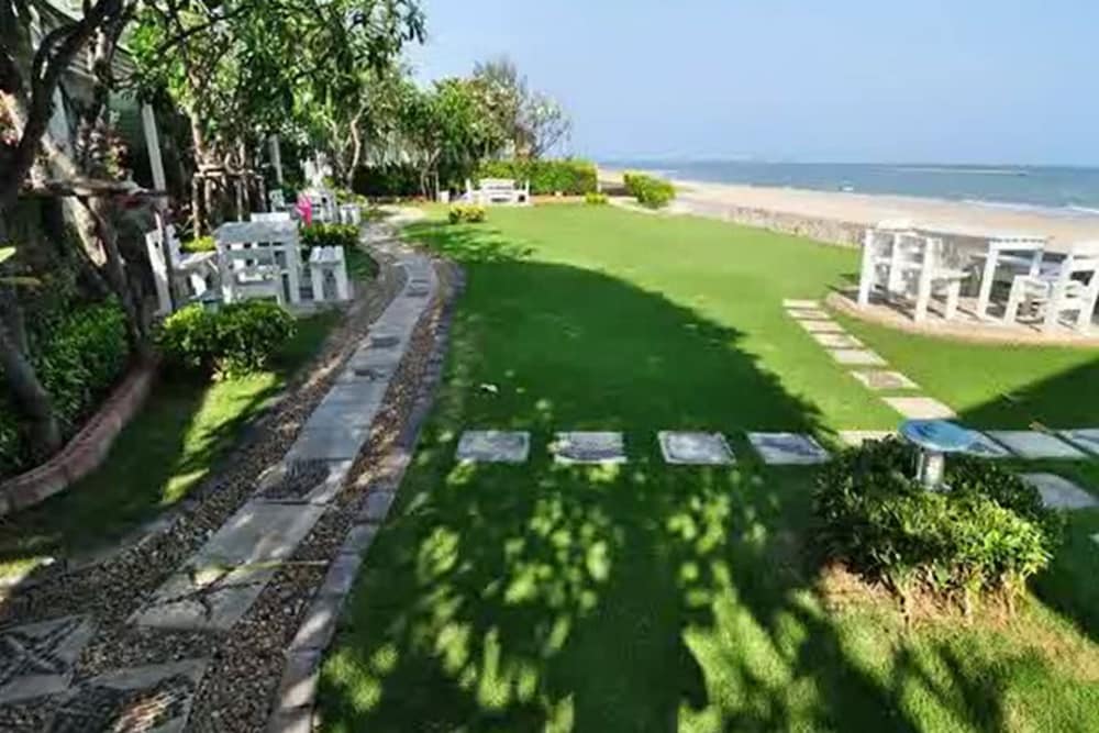 sea sky beach resort