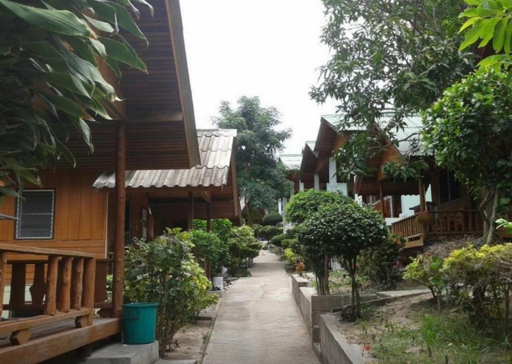 Save Bungalows,Koh Samui>>Ko Tao,3 star