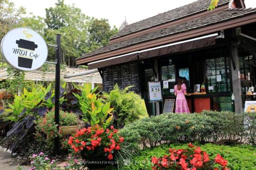 rajapruek place