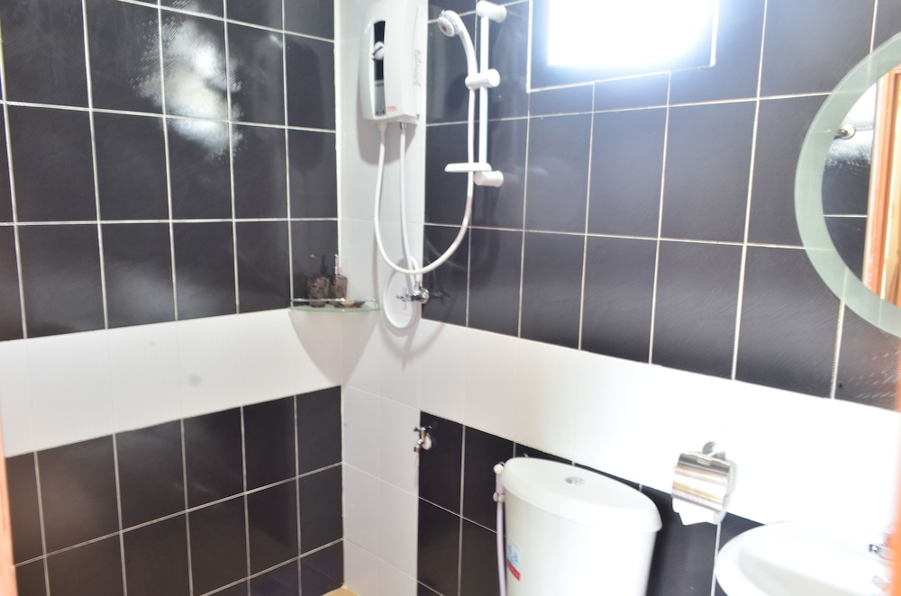 phongpipat lanta mansion