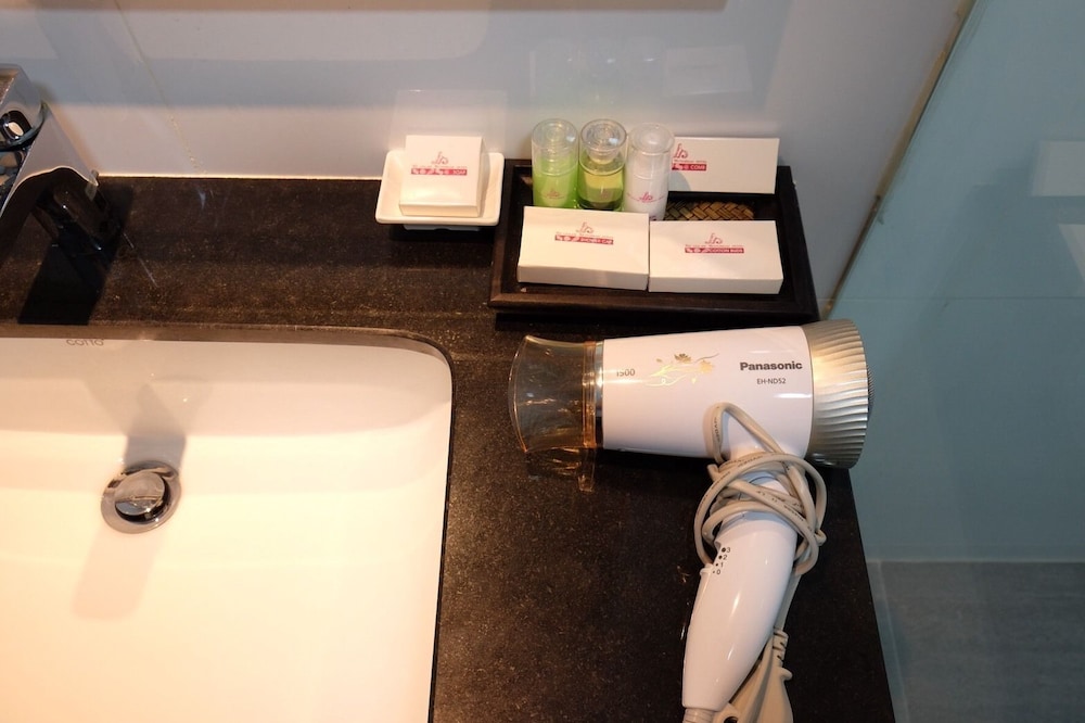 methavalai residence