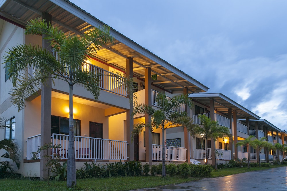 the heart of pai resort