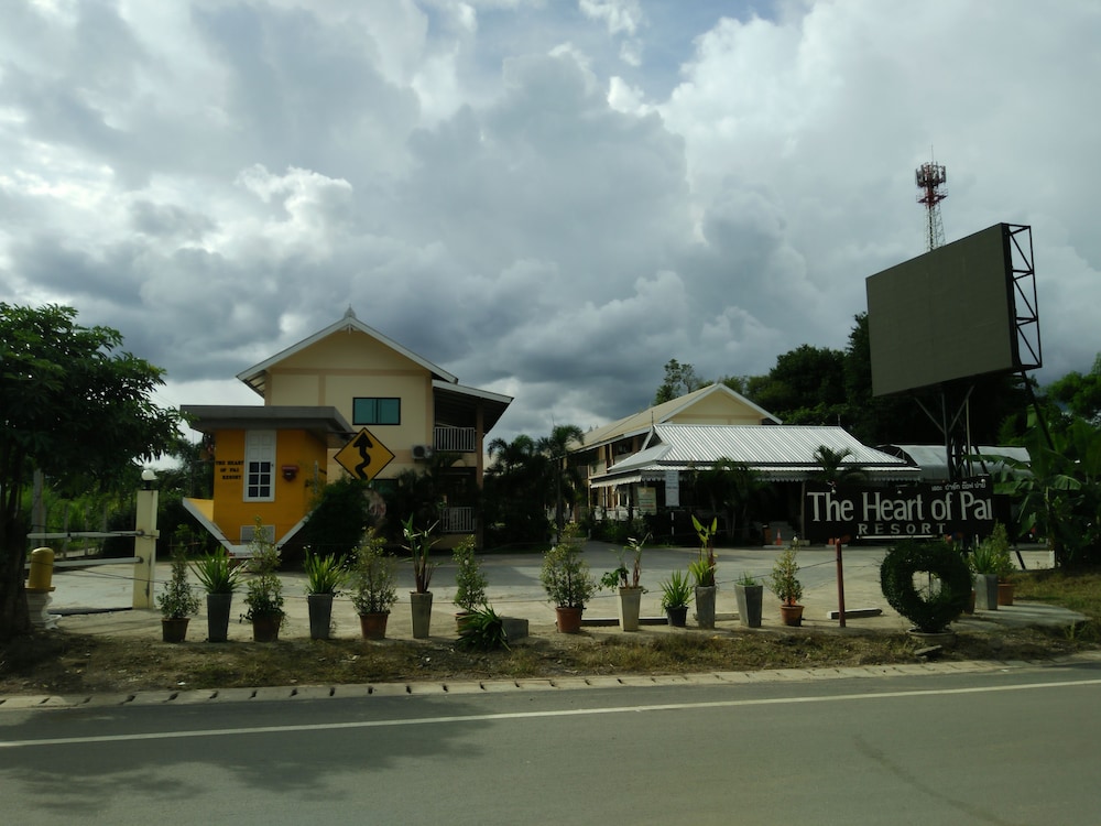 the heart of pai resort