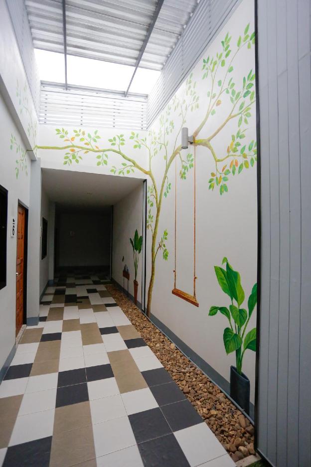 warm well hostel kanchanaburi