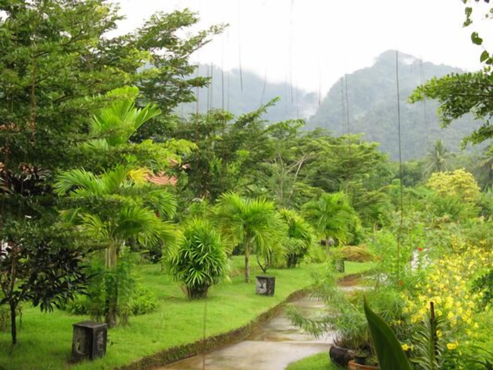 baanchuengkao resort ranong