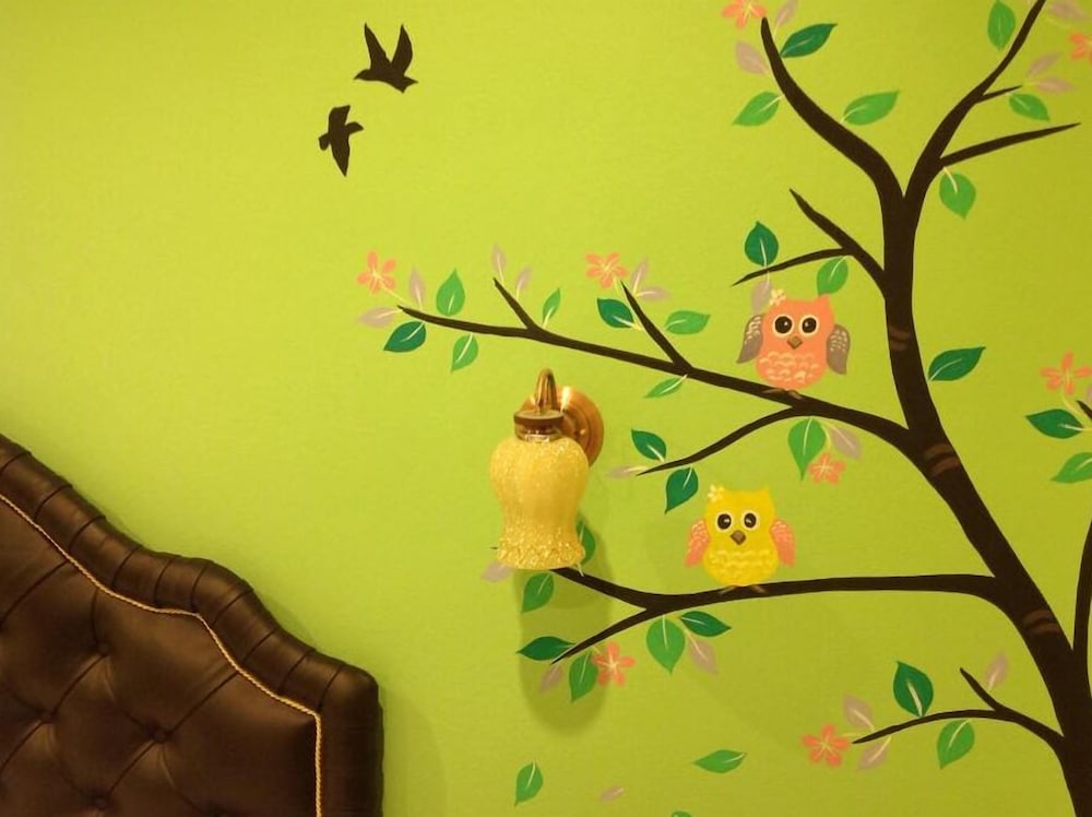 petch ranong at town