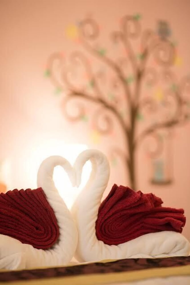 petch ranong at town