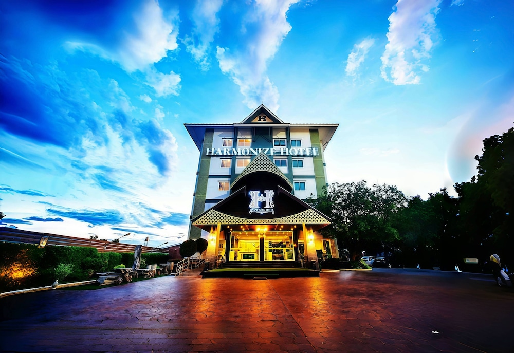 harmonize hotel chiang mai