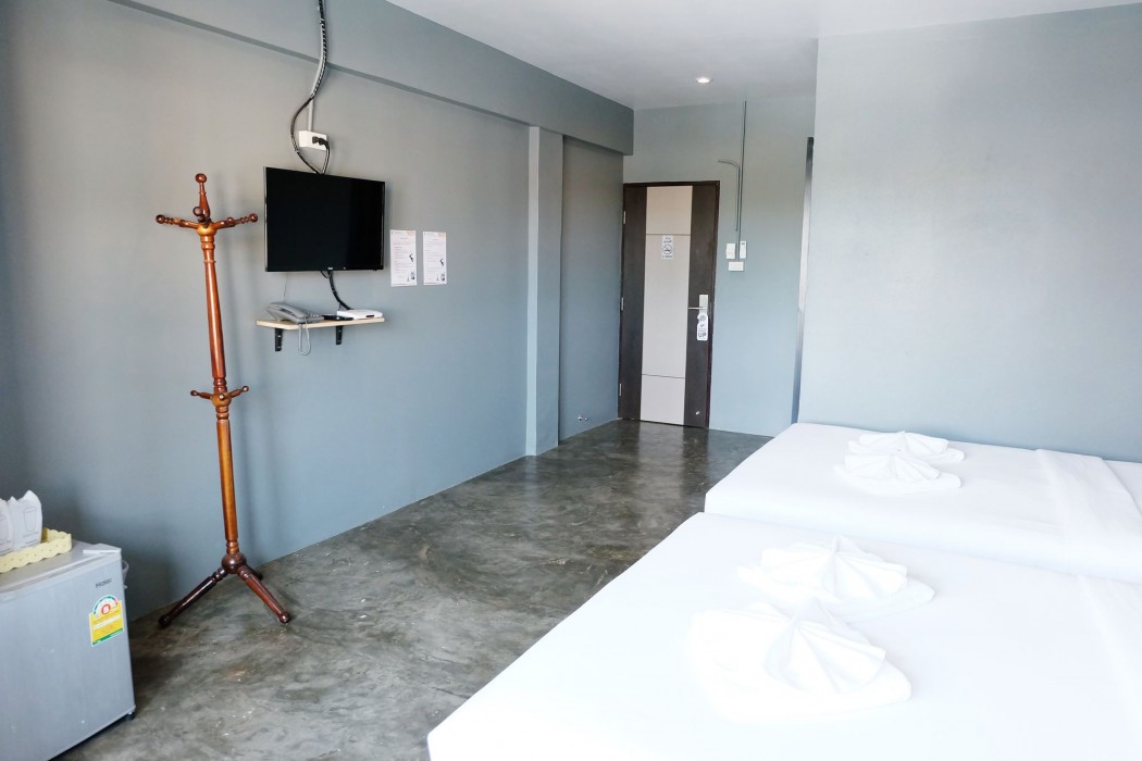 sleep airport chiang mai