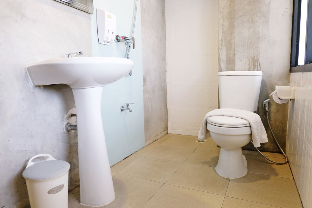 sleep airport chiang mai