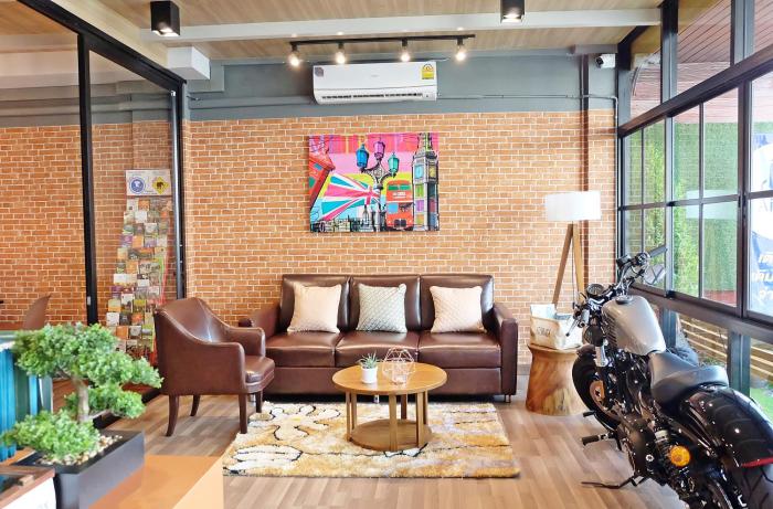 sleep airport chiang mai