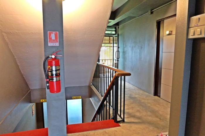 sleep airport chiang mai