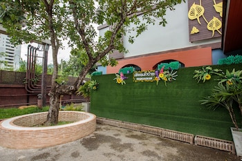 Huen Jao Ban Hotel,Chiang Mai>>Chang Phueak,4 star