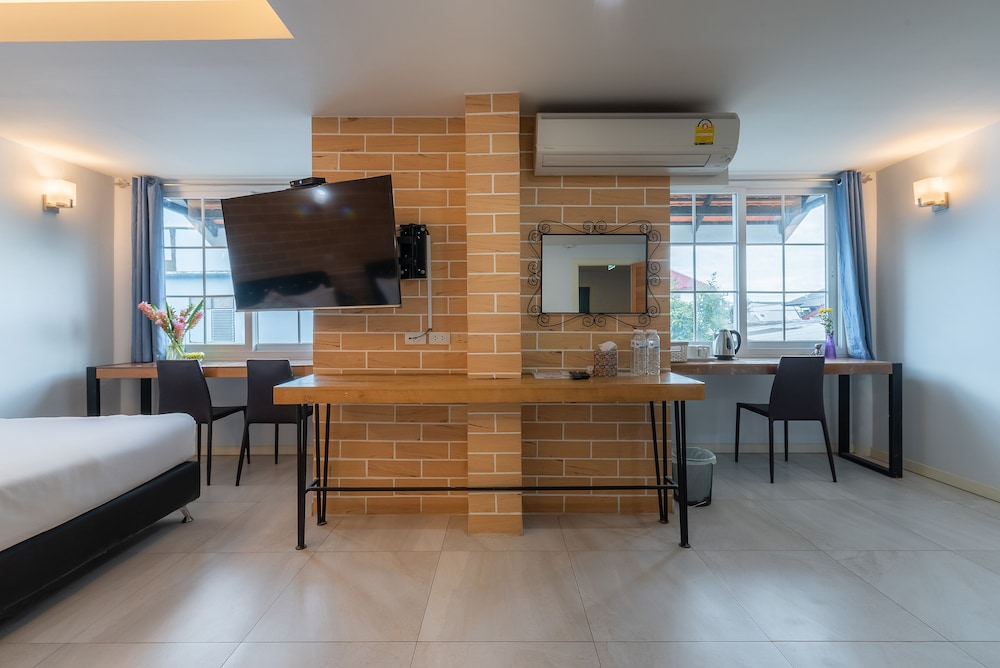 little bears home