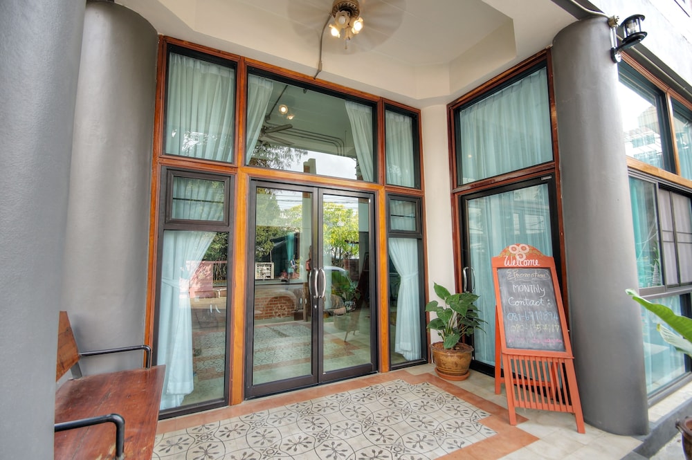 saengpanya home boutique hotel sha plus