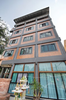 saengpanya home boutique hotel sha plus