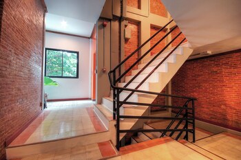 saengpanya home boutique hotel sha plus