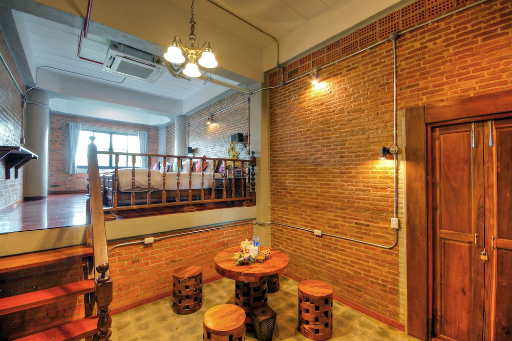 saengpanya home boutique hotel sha plus