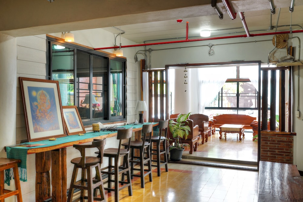 saengpanya home boutique hotel sha plus