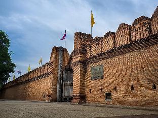 ten boutique house adults only